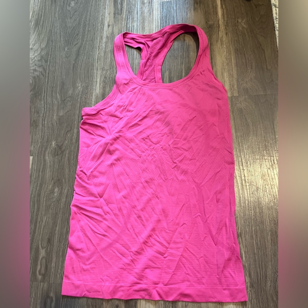 Lululemon sonic pink swiftly tech tank size 4
